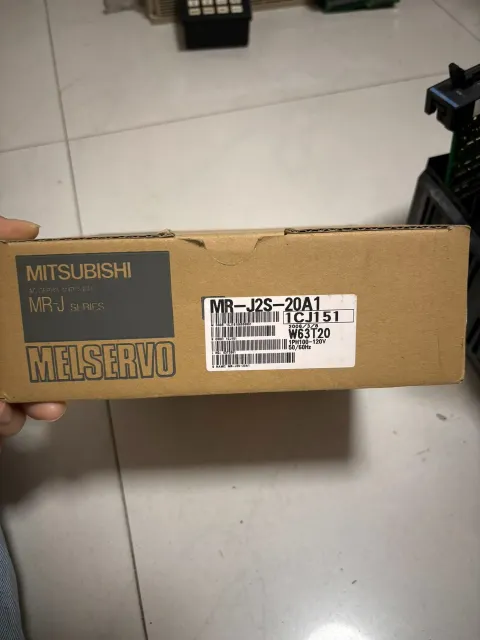 Mitsubishi Electric MR-J2S-20A1 Motor & Drive Component product photo 1