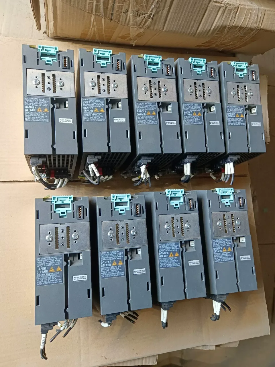 Siemens 6SL3210-1PE12-3UL1 Motor & Drive Component — product photo 1 of 18