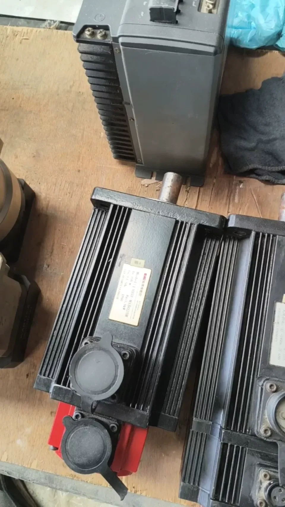 White Label SD300-50 / SD310-50 / 130ST-M15025M / 130ST-M15025MZ Motor & Drive Component product photo 1