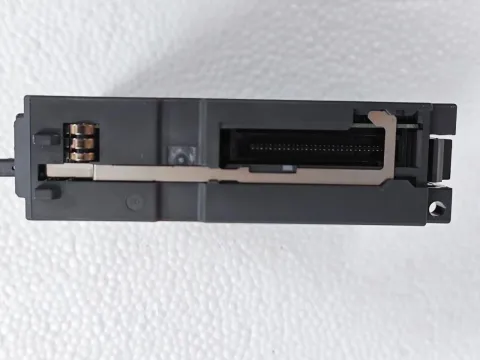 Mitsubishi Electric QX42-S1 Industrial Automation Component product photo 4