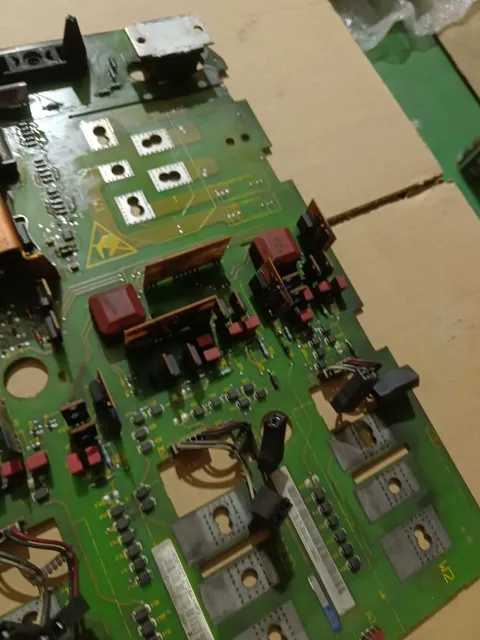 Siemens 6SE7027-2TD84-1HF3 Motor & Drive Component — product photo 5 of 13