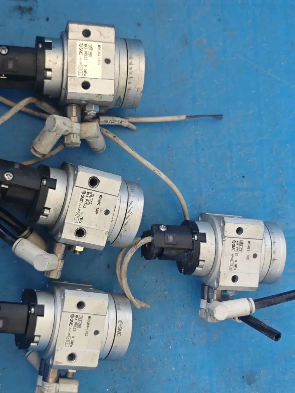 SMC MDSUB3-180S Industrial Automation Component product photo 1