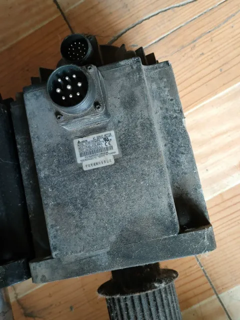Delta ECMA-F21845PS Motor & Drive Component product photo 4