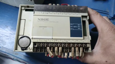XINJE XC1-32R-E PLC Module — product photo 7 of 16