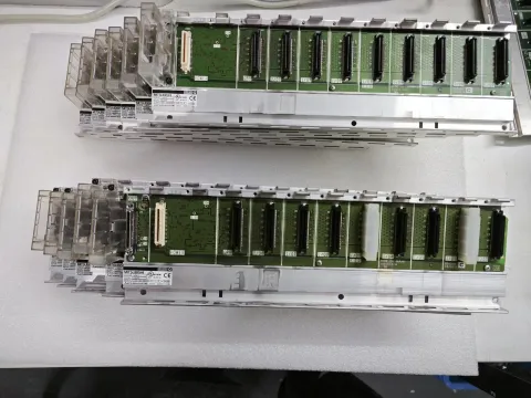 Mitsubishi Electric Q38B PLC Module — product photo 2 of 34
