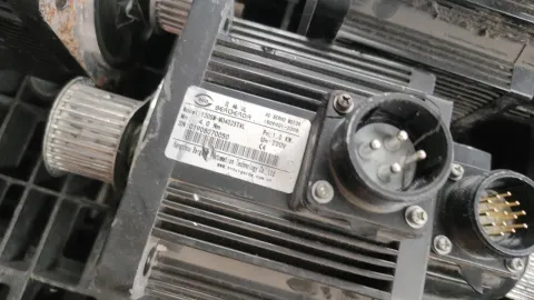 White Label SDD13NK0D; 130SM-M0425TAL Motor & Drive Component product photo 4