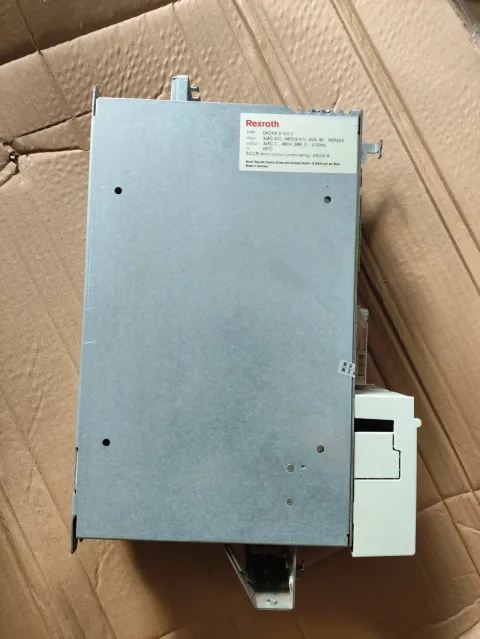 Bosch Rexroth / Indramat DKC03.3-100-7-FW Motor & Drive Component product photo 4
