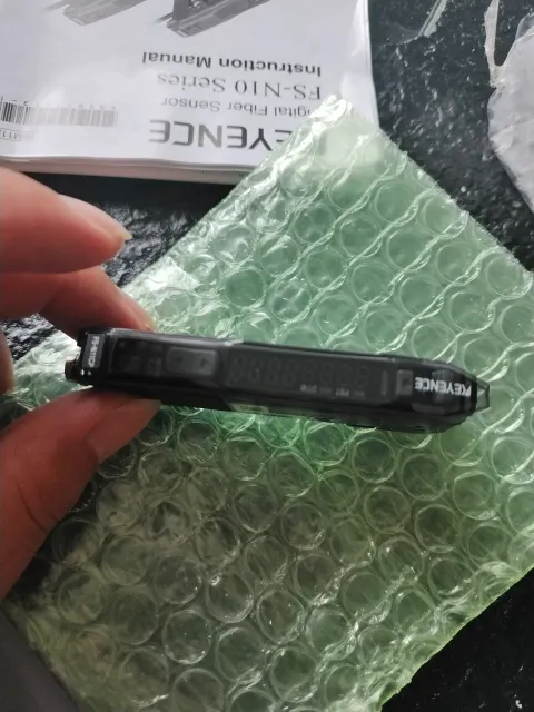 KEYENCE FS-N11CP Industrial Sensor product photo 2