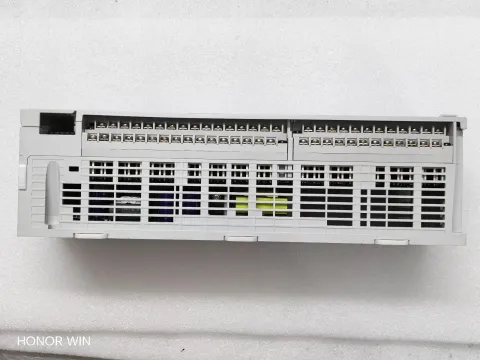 Mitsubishi Electric FX5U-80MT/ES PLC Module — product photo 3 of 25