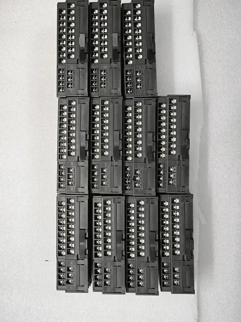 Mitsubishi Electric AJ65SBT-64AD Industrial Automation Component — product photo 37 of 38