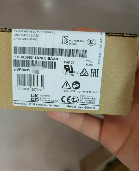 Siemens 6GK5992-1AN00-8AA0 Industrial Automation Component product photo 1