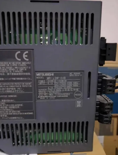 Mitsubishi Electric MR-J3W-77B Motor & Drive Component product photo 3