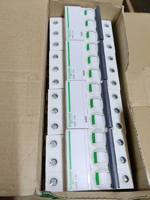 Schneider Electric A9F18306 Industrial Automation Component — product photo 3 of 3