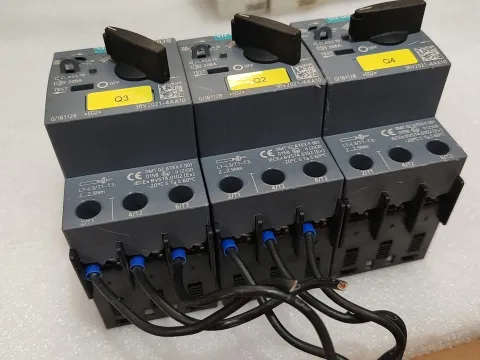 Siemens 3RV2021-4AA10 Motor & Drive Component — product photo 12 of 18