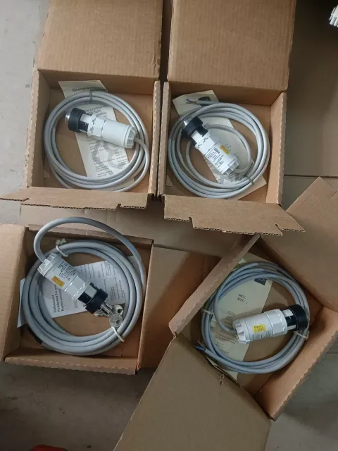 R. STAHL 8013/22-02-43 / 8013/22-02-53 / 8013/22-02-93 Industrial Sensor product photo 1