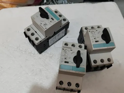 Siemens 3RV1421-1KA10 / 3RV1421-1HA10 / 3RV1011-0KA10 Motor & Drive Component product photo 6