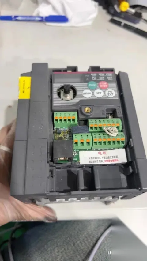 Mitsubishi Electric FR-D740-0.4K-CHT Motor & Drive Component product photo 1
