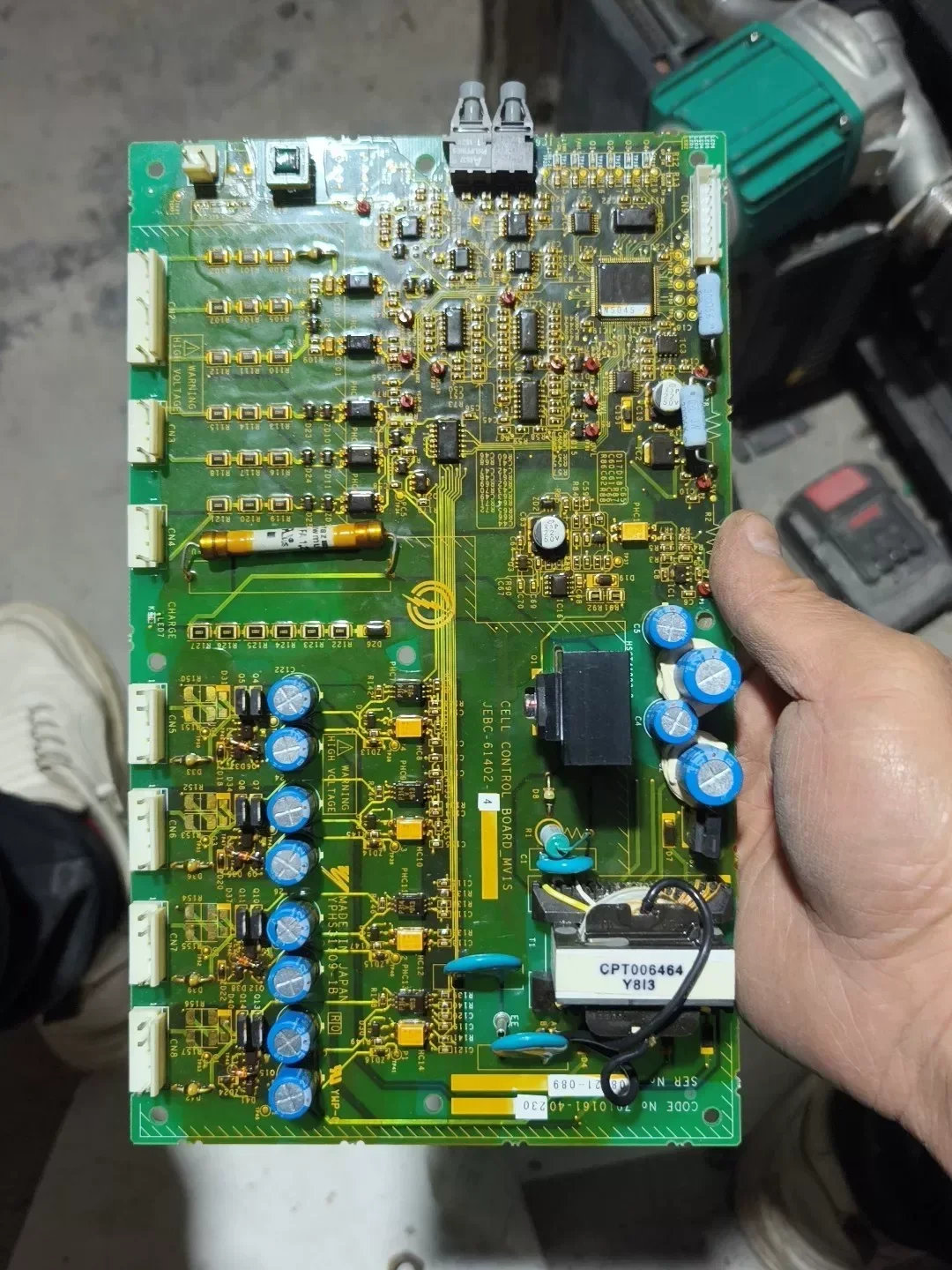 Yaskawa / 安川 JEBC-61402-4 Industrial Control Board product photo 1