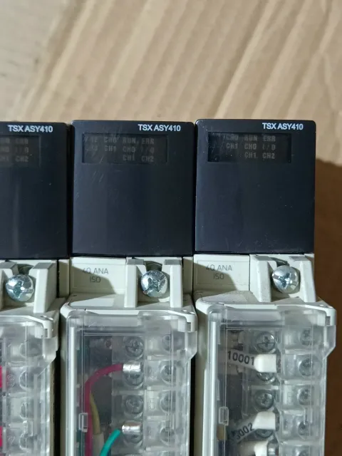 Schneider Electric / Modicon TSXASY410 Industrial Automation Component product photo 2