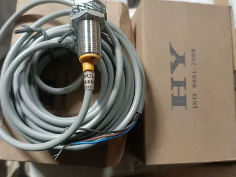 White Label LW12-NCL Industrial Sensor product photo 1