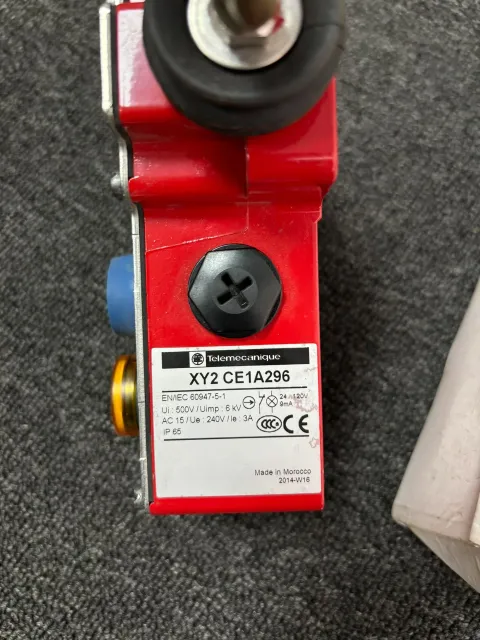 Schneider Electric XY2CE1A296 Industrial Sensor product photo 5
