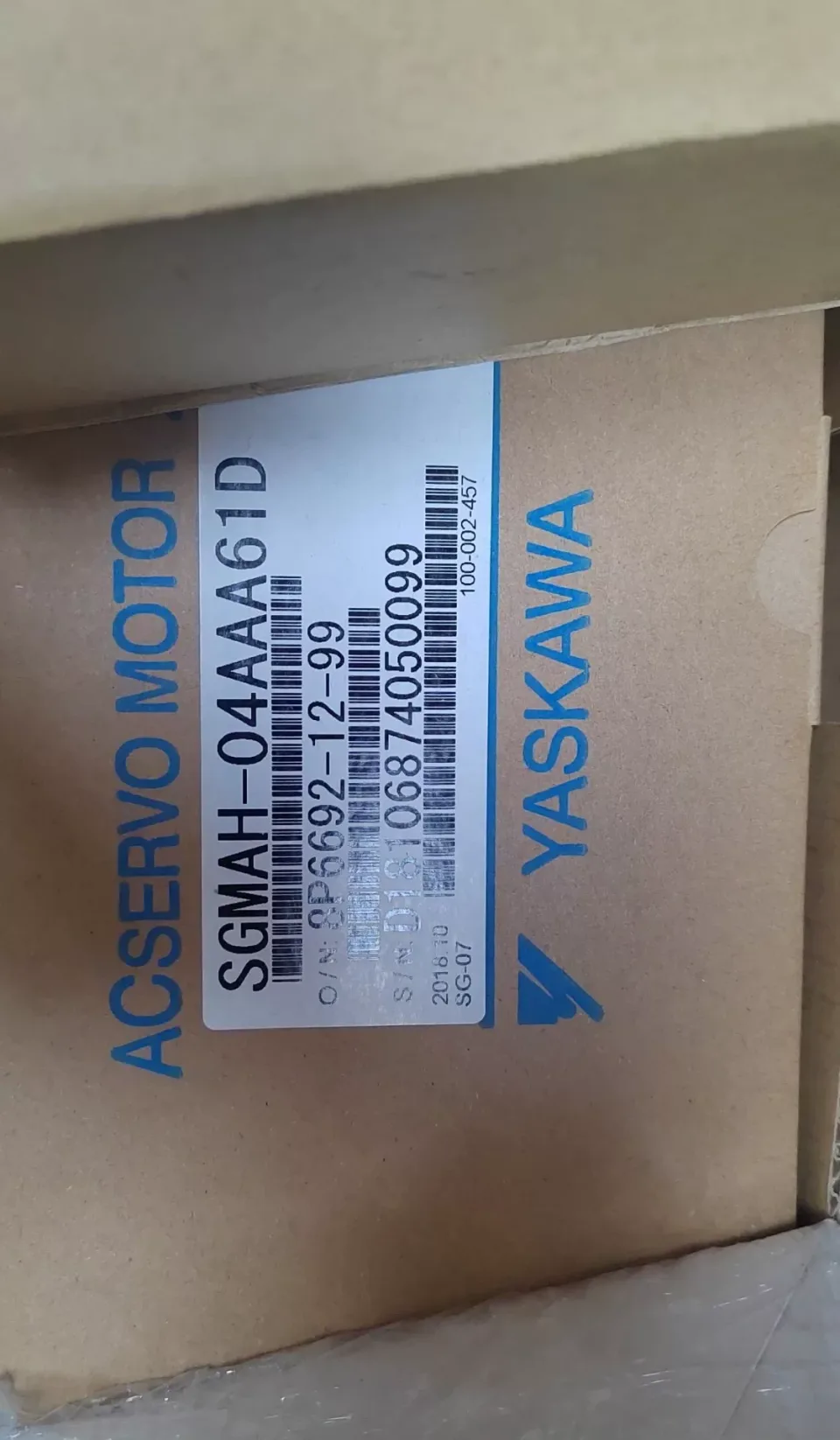 Yaskawa SGMAH-04AAA61D Motor & Drive Component product photo 1