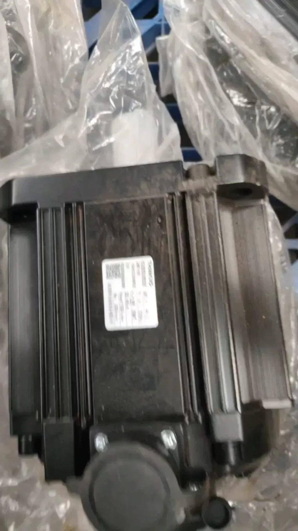 Unbranded Industrial ZMK180-2841520D6NC65 Motor & Drive Component product photo 1