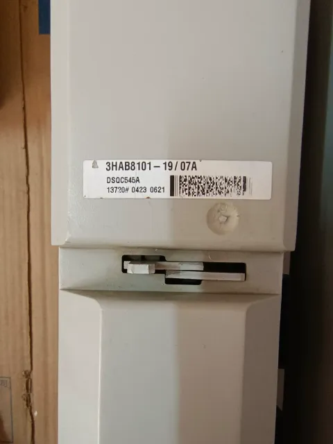 ABB / InMotion 3HAB8101-18/09A / 3HAB8101-19/07E / 3HAB8101-19/07A / 3HAB8101-19/07B / 3HAB8101-16/09C / 3HAB8101-13/07B Motor & Drive Component product photo 6