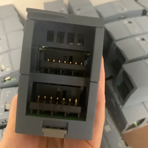 Siemens 6ES7231-4HF32-0XB0 Industrial Automation Component — product photo 8 of 12