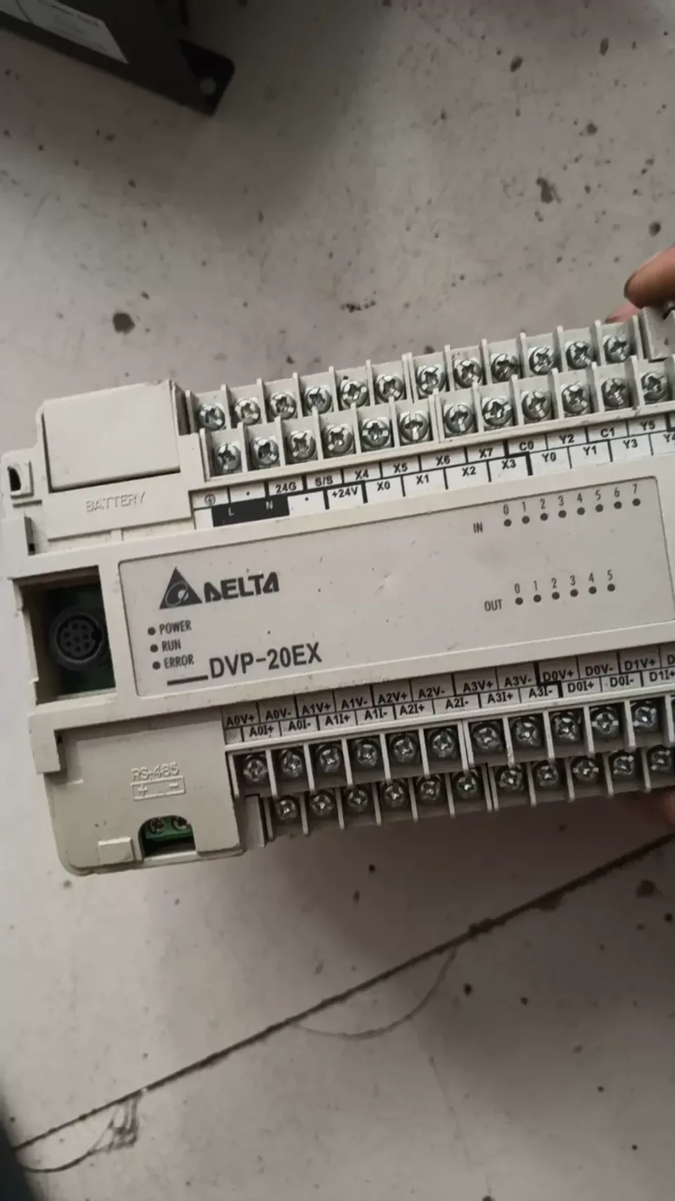 Delta DVP20EX00R2 PLC Module product photo 1