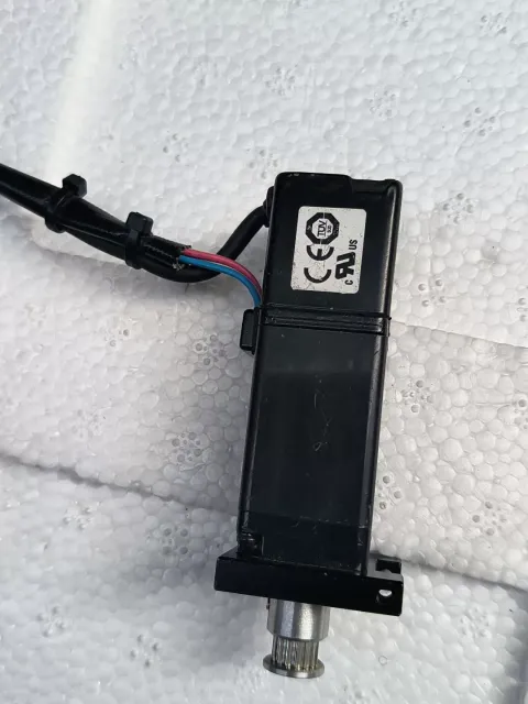 Yaskawa SGMMV-A3A2A21 Motor & Drive Component product photo 3