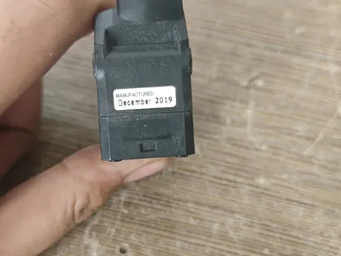 KEYENCE IL-065 Industrial Sensor product photo 3