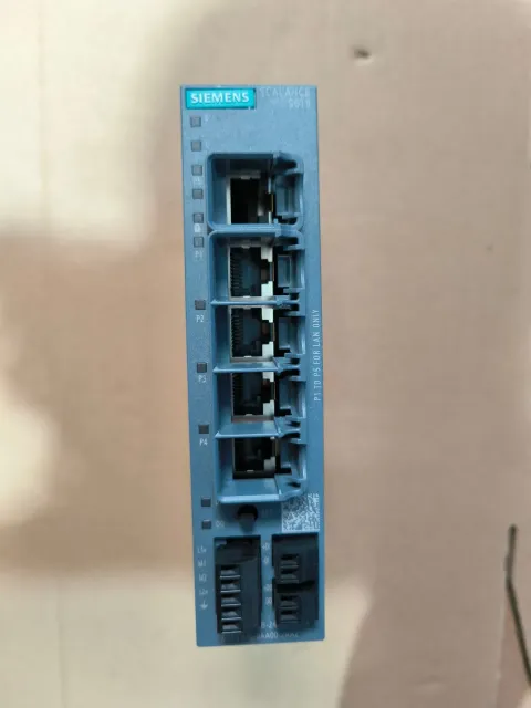 Siemens 6GK5615-0AA00-2AA2 Industrial Automation Component — product photo 4 of 6