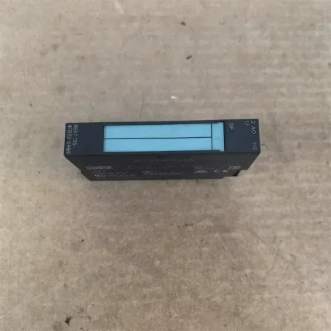 Siemens 6ES7135-4FB52-0AB0 Industrial Automation Component product photo 2