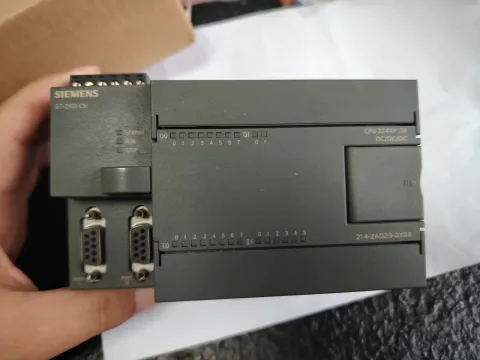 Siemens 6ES7 214-2AD23-0XB8 PLC Module product photo 1