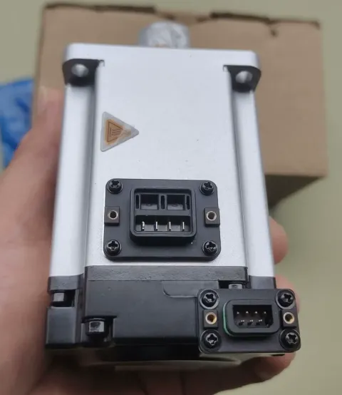 HCFA SV-X2MH040A-N2CA Motor & Drive Component product photo 2