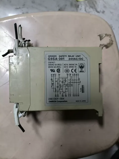 Omron G9SA-301 24VAC/DC Industrial Relay product photo 3