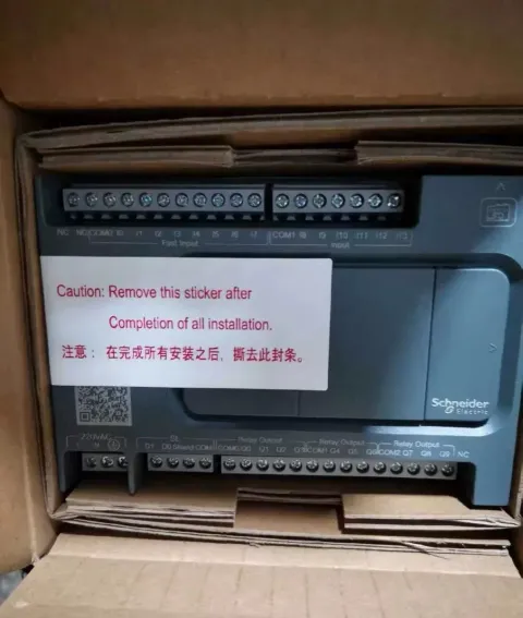 Schneider Electric TM100C32RN PLC Module — product photo 12 of 12