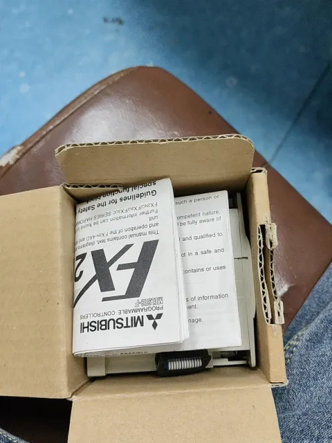 Mitsubishi Electric FX2N-4AD Industrial Automation Component — product photo 16 of 19