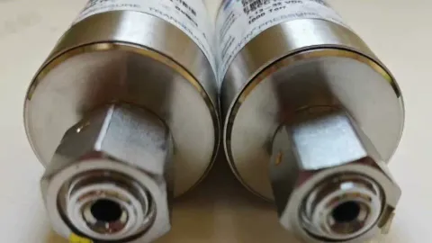 MKS 750C13TCD2GA Industrial Sensor product photo 4
