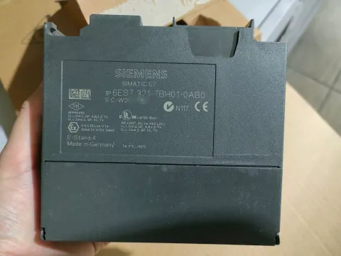 Siemens 6ES7321-7BH01-0AB0 PLC Module — product photo 2 of 7