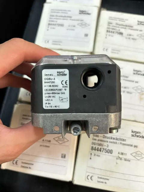 Kromschröder DG6U-3 / 84447250; DG150U-3 / 84447500 Industrial Sensor product photo 3