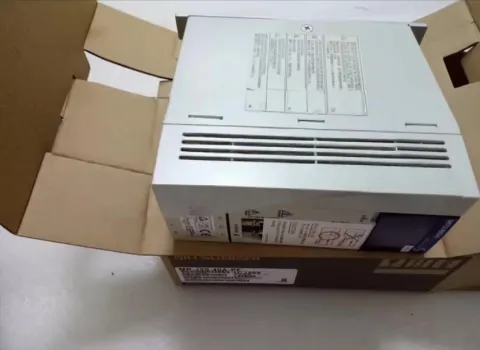 Mitsubishi Electric MR-J2S-40A-PF Motor & Drive Component — product photo 2 of 7