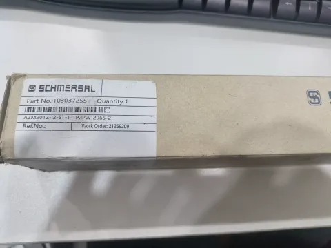 Schmersal AZM201Z-I2-ST-T-1P2PW-2965-2 / Part No. 103037255 Industrial Sensor product photo 1