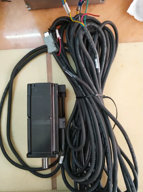 White Label SGMJV-04A3A6C Motor & Drive Component product photo 3