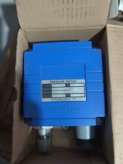 Nagano Keiki CQ30-243 Industrial Sensor product photo 5