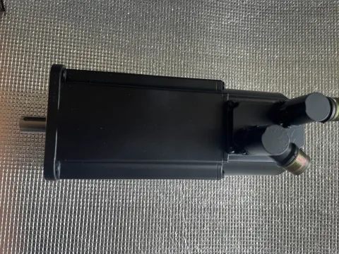 Bosch Rexroth Indramat R911272384 Motor & Drive Component product photo 2