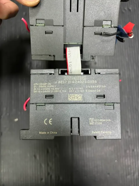 Siemens 6ES7 214-2AD23-0XB8 PLC Module — product photo 4 of 11