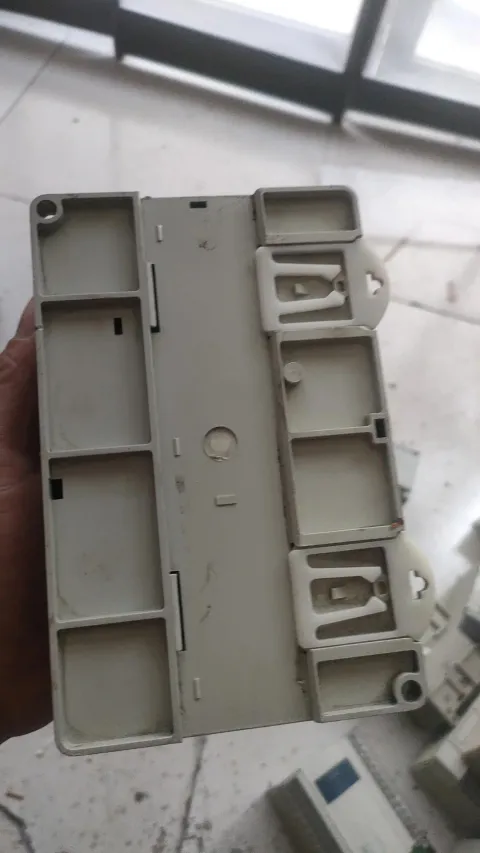 Delta Electronics DVP32EC00R2 PLC Module — product photo 13 of 14