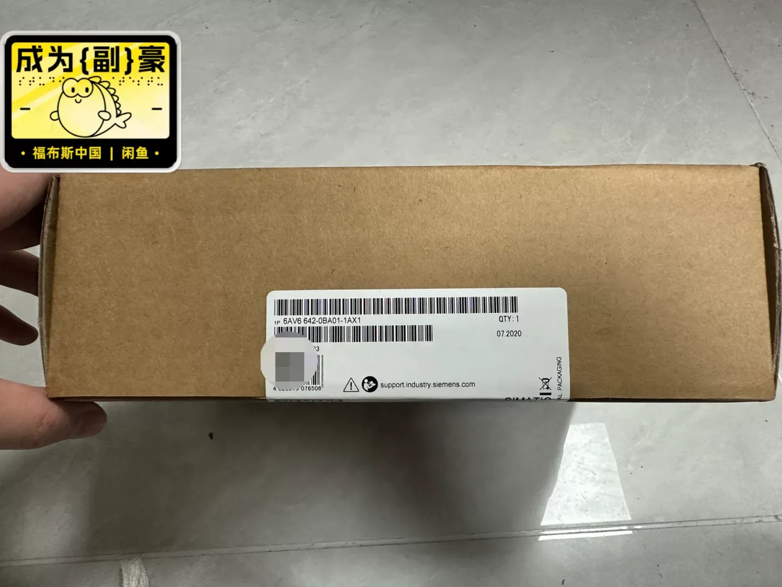 Siemens 6AV6642-0BA01-1AX1 Industrial Automation Component — product photo 1 of 3